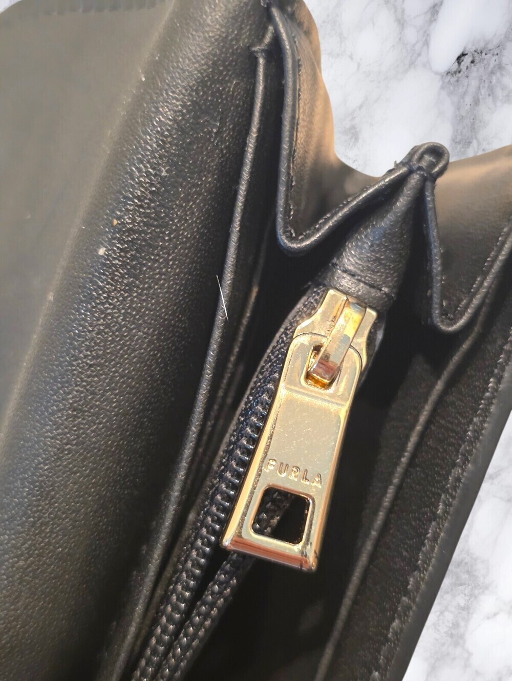 Furla Black Pebbled Leather Continental Wallet Long Zip Organizer Gold Logo - Picture 8 of 14